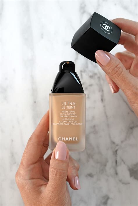 maquillaje chanel ultra le teint|chanel foundation for older skin.